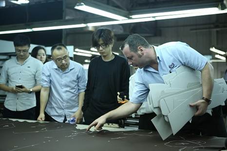 巴斯特的极致天窗工艺瓦力游戏app遇见伟(图7)