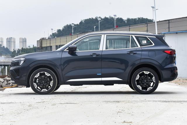 助驾驶+360°全景影像守护全家出行瓦力棋牌智能安全不妥协！领睿L2级辅(图1)